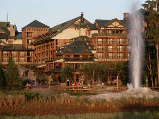 Disney's Wilderness Lodge Hotel Exterior