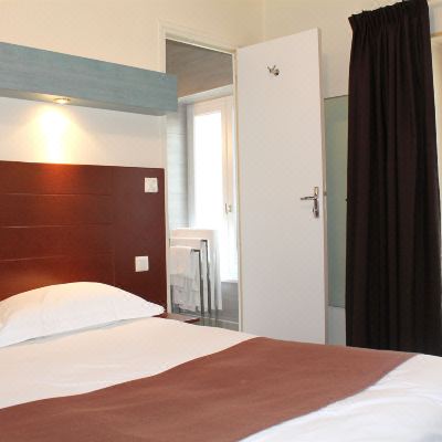 Basic Room with Double Bed Le Chatel Promo Code