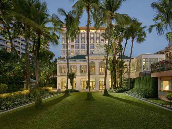 Mandarin Oriental Bangkok Hotel Exterior