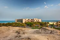 Crowne Plaza Duqm Hotels in der Nähe von Rocks Garden