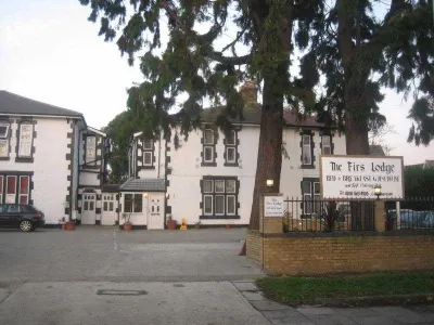 The Firs Lodge Hotels near Heathrow Airport