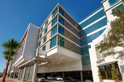 Hilton Garden Inn San Diego Downtown/Bayside Hotels near Bed Bath & Beyond