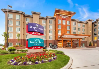 TownePlace Suites Bellingham Отели рядом с достопримечательностью «Whatcom Falls Park Stone Bridge»