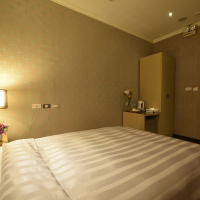 Economy Double Room A Casa Hotel Promo Code