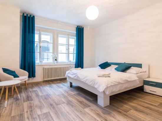 Karlova Apartment Rooms