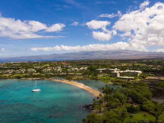 Waikoloa Beach Marriott Resort & Spa Hotel Exterior