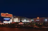 Sam's Town Hotel & Gambling Hall Hotels near Zumiez