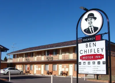 Ben Chifley Motor Inn Hotels near Nutcracker Park