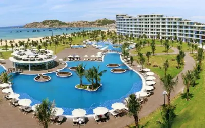 FLC Luxury Hotel Quy Nhon Hotels near Chùa Hương Mai