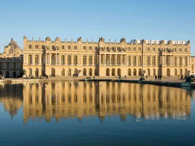 Hôtel le Louis Versailles Château - MGallery Hotel berhampiran Versailles Montreuil Train Station