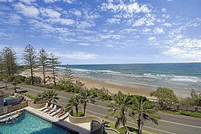 Clubb Coolum Beach Resort Hotels in Coolum Beach