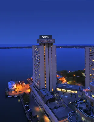 The Westin Harbour Castle, Toronto Hotels near Toronto Coach Terminal