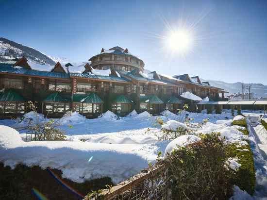 Club Mahindra White Meadows Manali Hotel Exterior