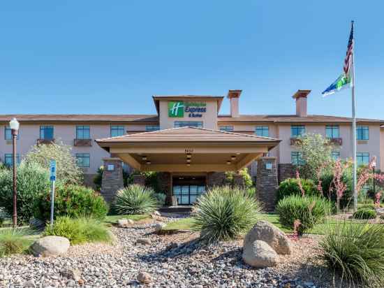 Holiday Inn Express & Suites ST. George North - Zion Hotel Exterior