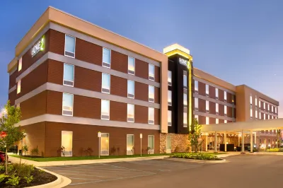 Home2 Suites by Hilton Indianapolis South Greenwood Hotels in Indianapolis