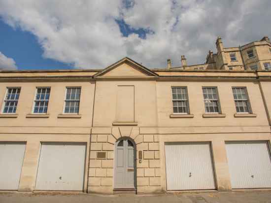 Crescent Mews Hotel Exterior