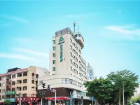 Magnotel (Qinzhou Bay Square east railstation hotel) Hotel berhampiran Former Residence of Feng Zicai