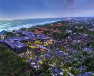 Hotel Indigo Bali Seminyak Beach Hotel dekat Rahayu Hidroponik Bali