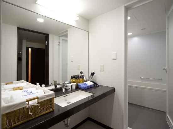 Daiwa Roynet Hotel OKAYAMA-EKIMAE Rooms