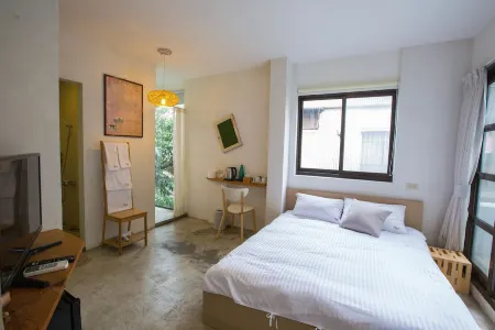 Meter 2 Hostel-Qingnian