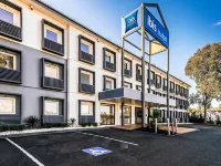 Ibis Budget Campbelltown Hotels near Langdale Farm