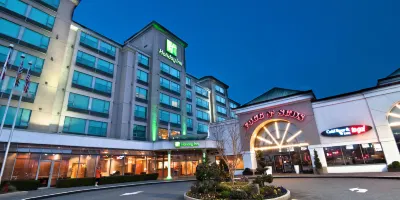 Holiday Inn Vancouver Airport Richmond, an IHG Hotel Các khách sạn gần Richmond Center