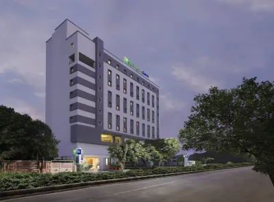 Holiday Inn Express Ahmedabad Prahlad Nagar Hotels near Radha Soami Satsang Beas, Ranip