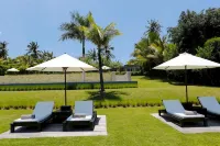 The Lombok Lodge Suites & Private Villas Hotels in Sigar Penjalin