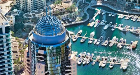 Dubai Marriott Harbour Hotel & Suites