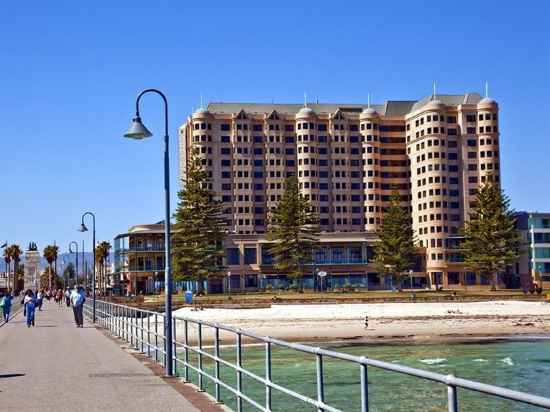 Stamford Grand Adelaide Hotel Exterior