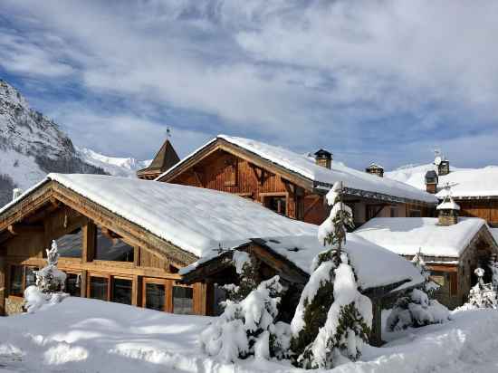 Hotel Restaurant La Bouitte - Relais & Châteaux - 2 étoiles Michelin Hotel Exterior