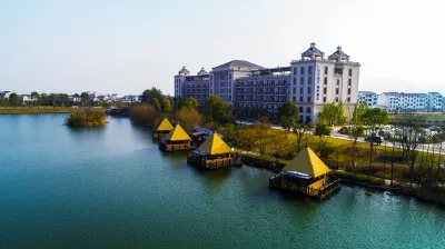 Xianhua Sandalwood Lakeside Hotel Hoteles en Pujiang