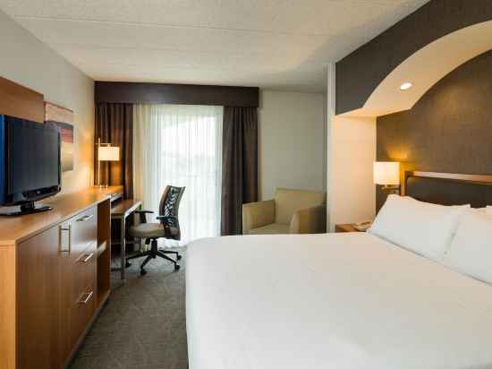 Holiday Inn Express & Suites King of Prussia Rooms