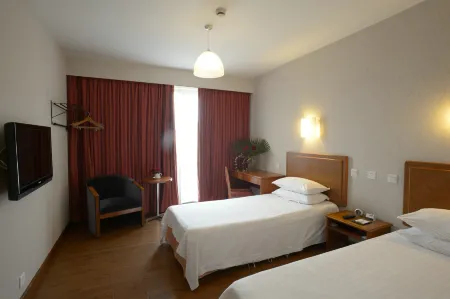 Wistaria Hotel