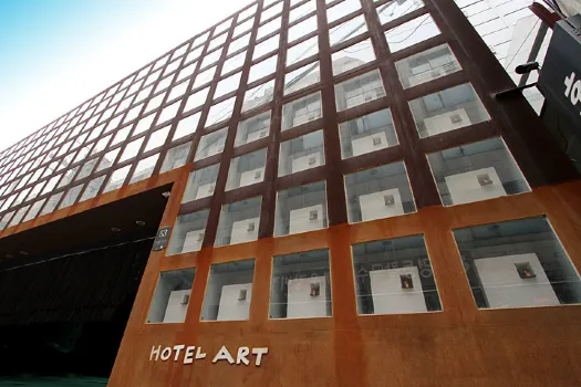 Art Hotel Hotels near Gold Coast