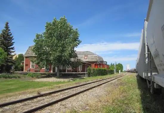 Hotels near Mennonite Heritage Museum