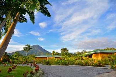 Arenal Manoa Resort & Hot Springs