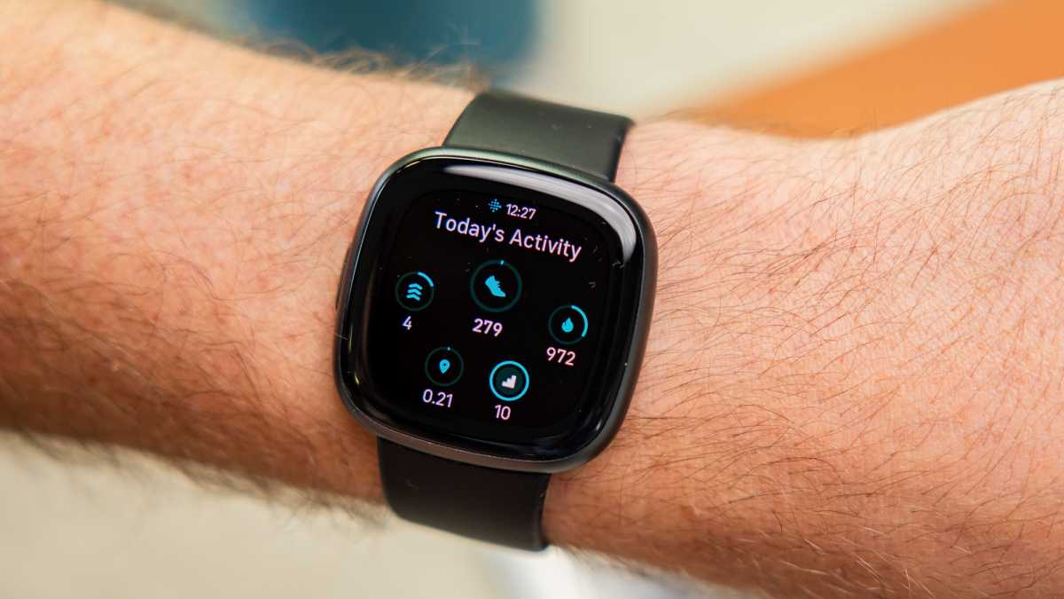 Fitbit Versa 4 activity