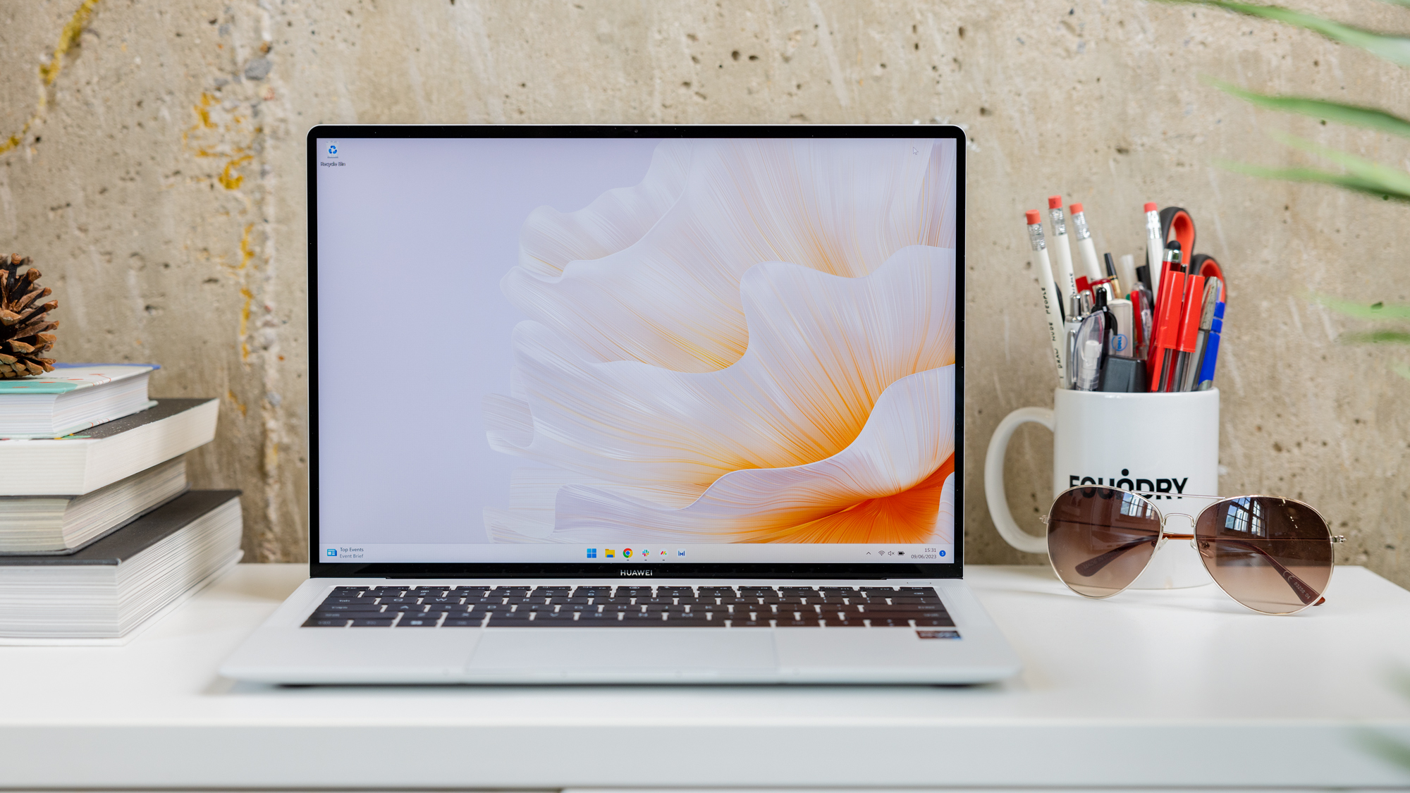 Huawei MateBook X Pro (2023) – Best fast charging