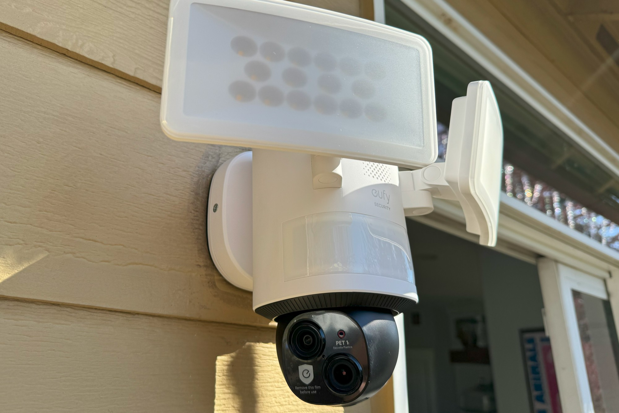 Eufy Floodlight Camera E340 -- Best security cam/floodlight combo