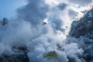 【異変】日本とその周辺（岩手県大船渡市など）の大気中「二酸化炭素濃度」が過去最高を更新してし...