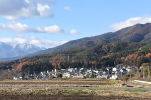 12月1日撮影　飯田線は雪化粧した中央アルプス　2とみどり湖にて1人リレー撮影