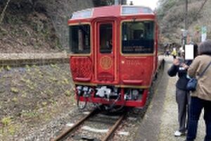 【大歩危小歩危】四国まんなか千年ものがたりで車内販売の酒飲みながら大歩危（オオボケ）着～7泊8...