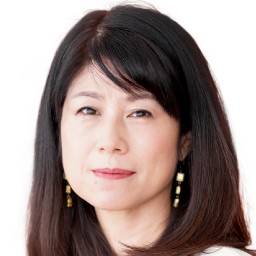 岡崎明子さん