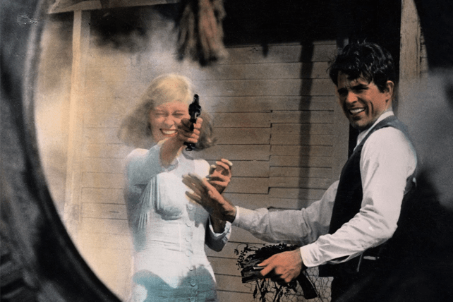 dunaway-bonnie-and-clyde-2