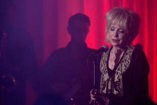 julee cruise