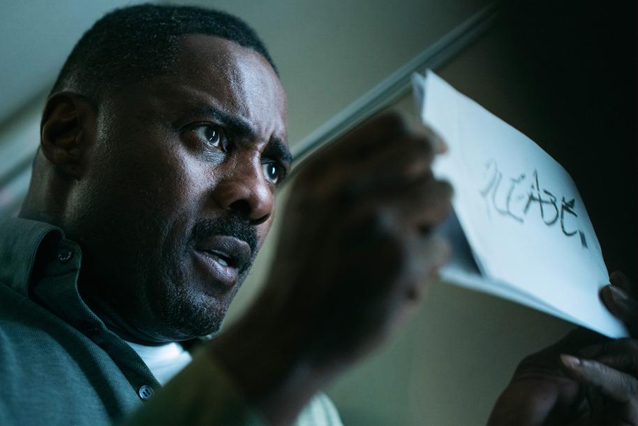 Idris Elba as Sam in 'Hijack'