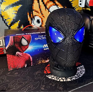 新毒液ブラック超凡スパイダーマンヘッドセット電動まばたき可能指輪リモコン大人子供着用マスク