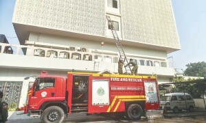 70pc buildings in Karachi have no fire safety system, moot told