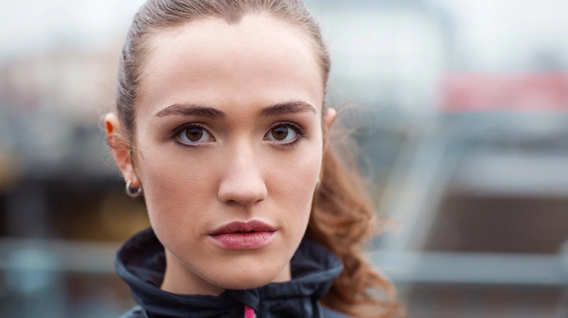 widows peak, woman with widow's peak